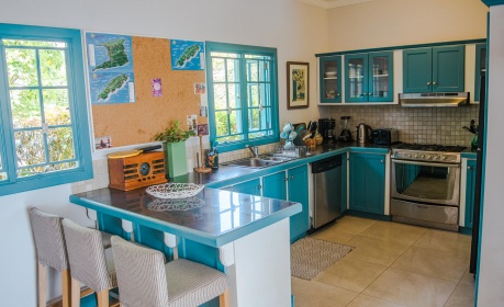 Licorish Black Rock Villa Kitchen